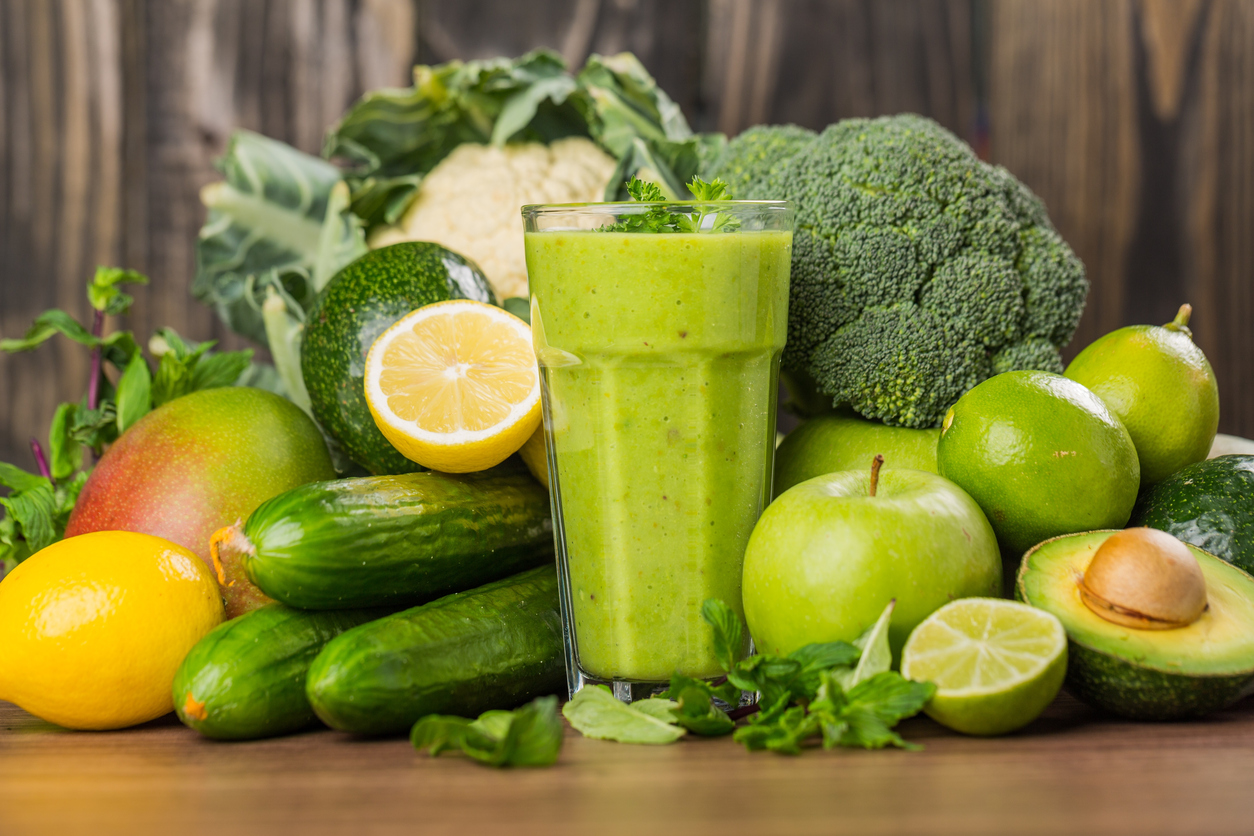 Los beneficios de tomar «jugos verdes»