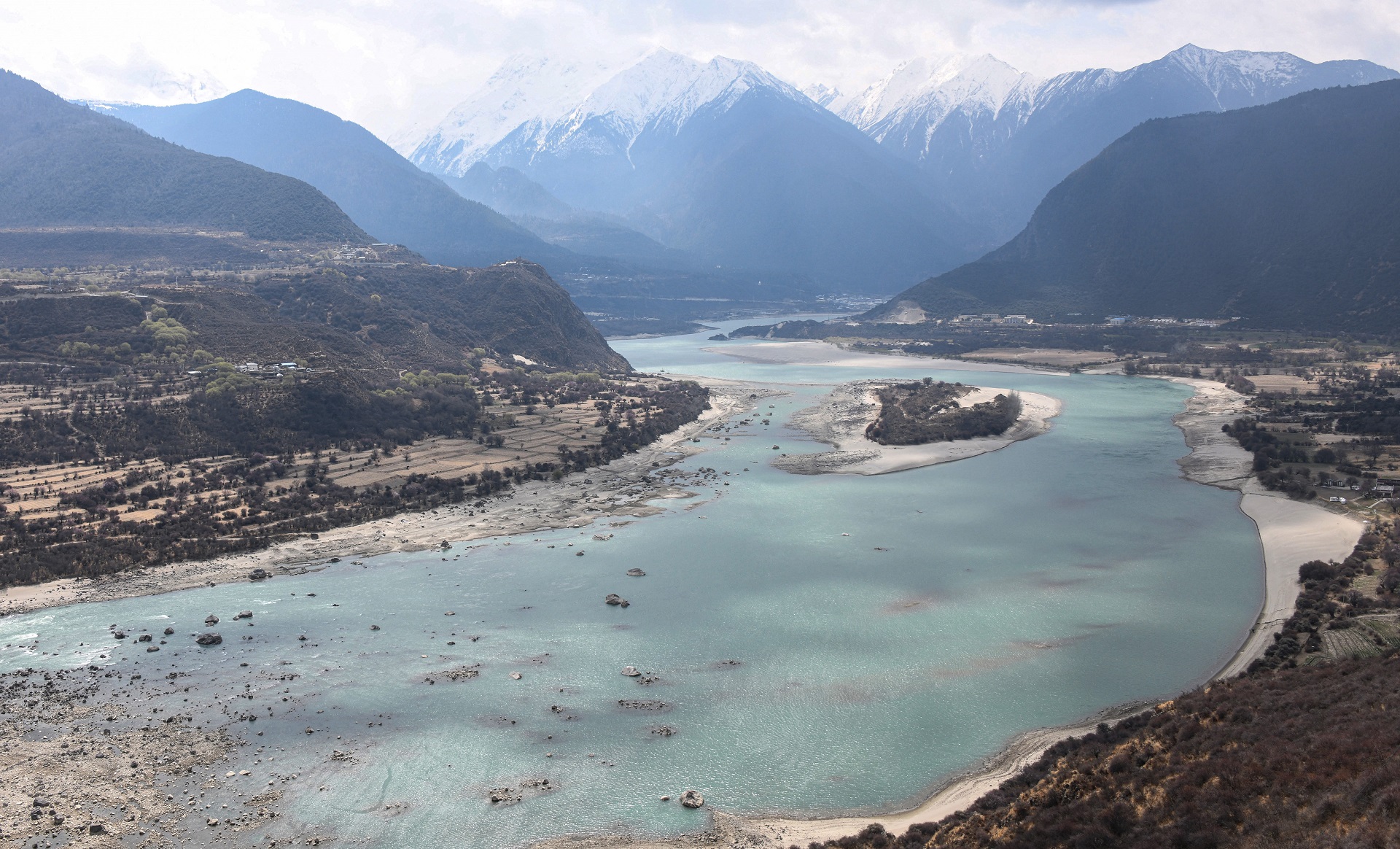 China construirá una represa que pone en peligro dos pueblos tibetanos